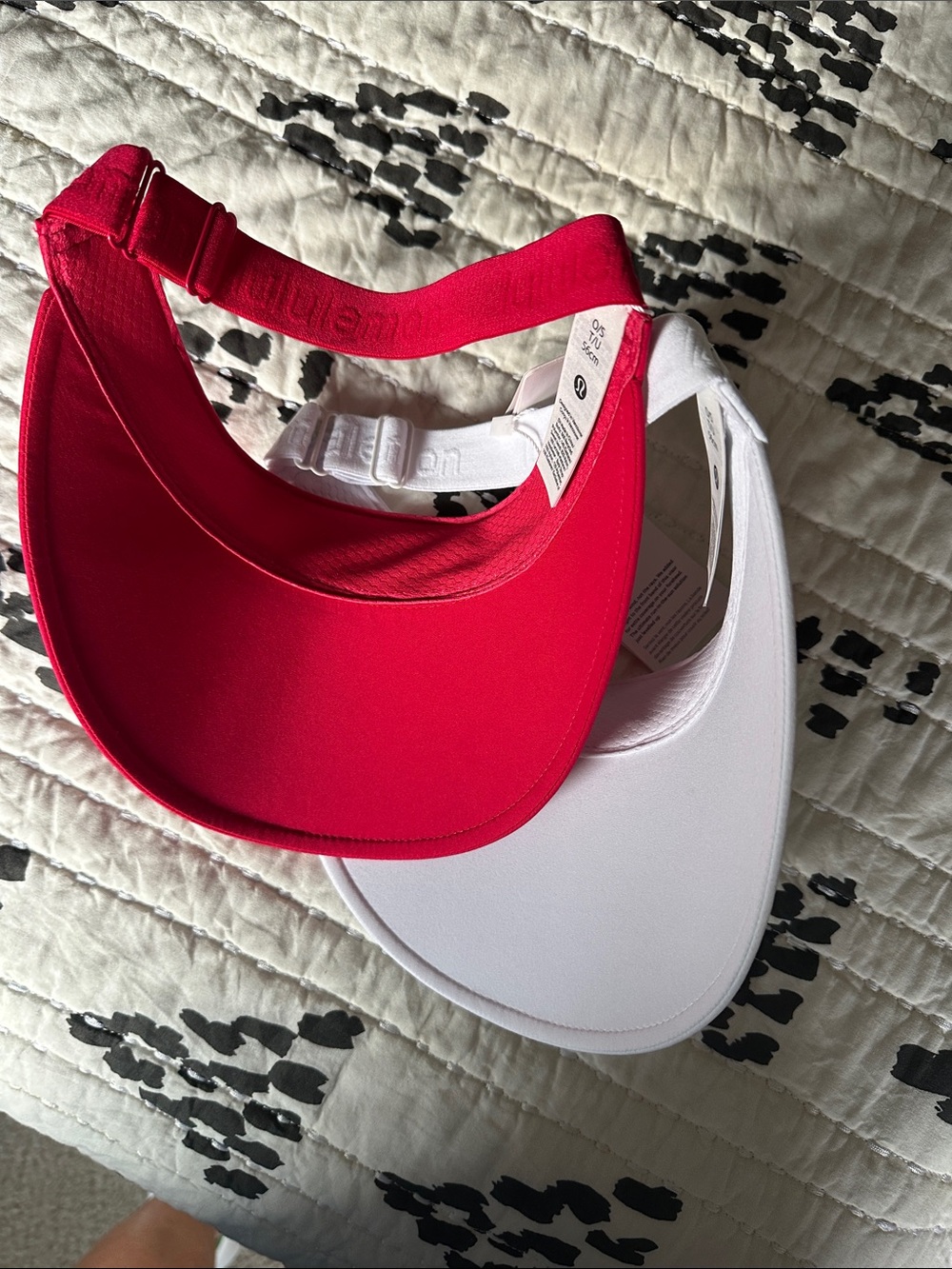 Lululemon Sun Visors - red & White (Pair) - Picture 5 of 7